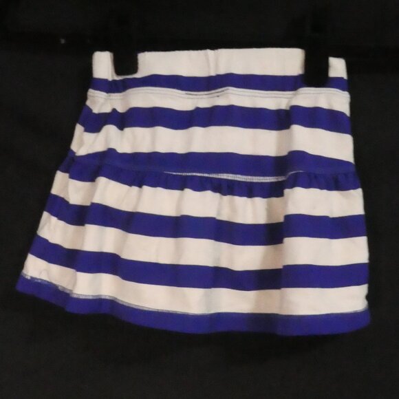 CHILDREN'S PLACE | xs - extra small (4) | Blue and White Striped Skorts - Picture 2 of 14